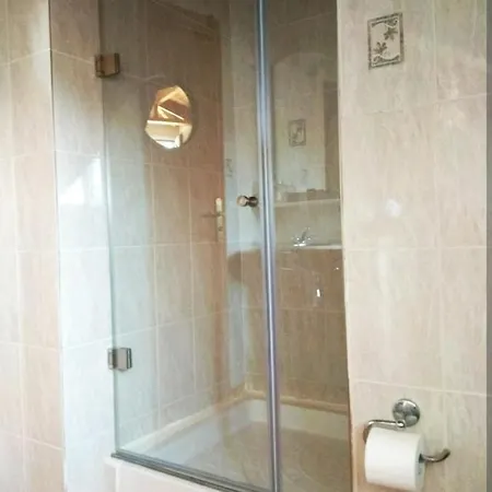 וילה Hanakia Contemporary Above קלמאטה