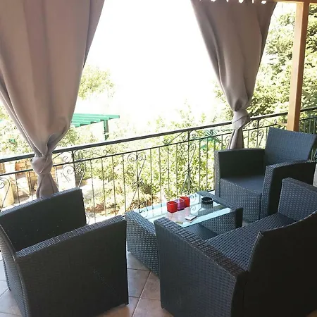 Hanakia Contemporary Above וילה קלמאטה